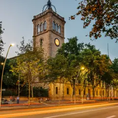 Uniwersytet w Barcelonie: Historia, programy i życie studenckie