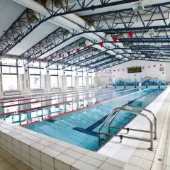Basen Uniwersytet Pedagogiczny Kraków - Kursy pływania i informacje