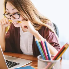 W jakim wieku pisze się maturę? Odkryj, co musisz wiedzieć