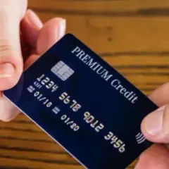 Jakie studia zapewniają pracę w banku i otwierają drzwi do kariery?