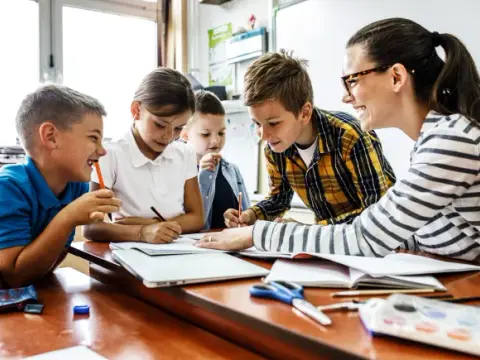 Jak napisać autorski program nauczania, aby spełniał wymagania edukacyjne