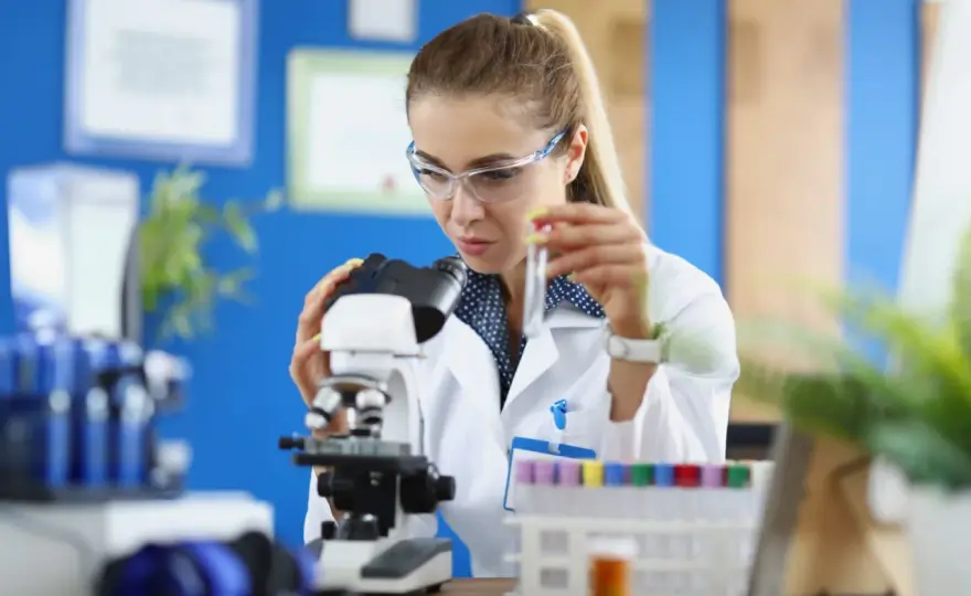 Studia biotechnologiczne - Jak wybrać uczelnię i profil dla siebie?