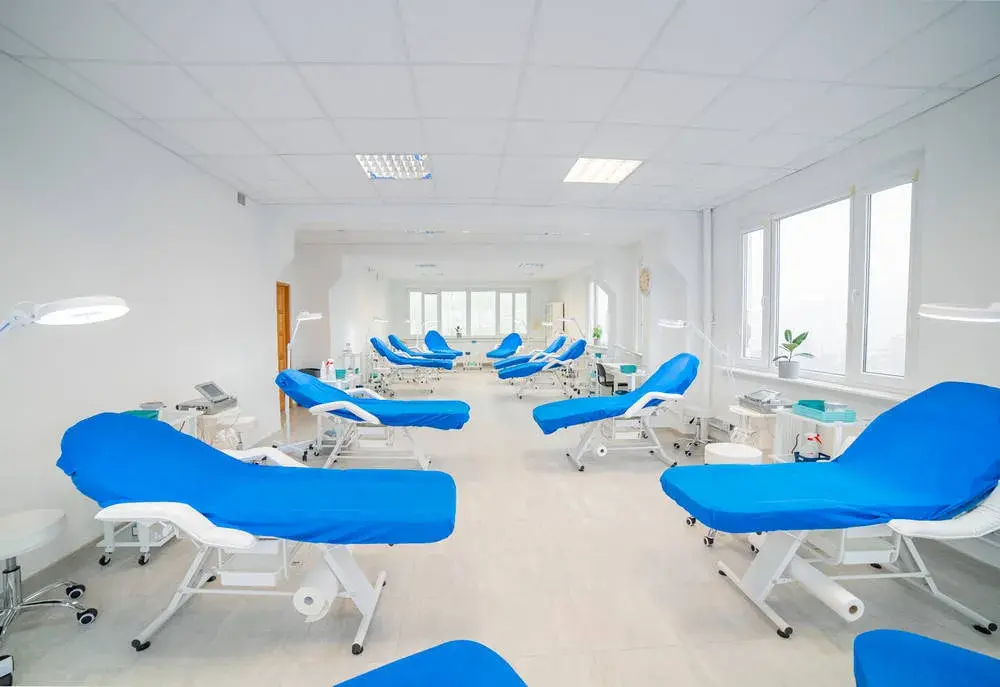 Kosmetologia jakie przedmioty na maturze – uniknij błędów w wyborze